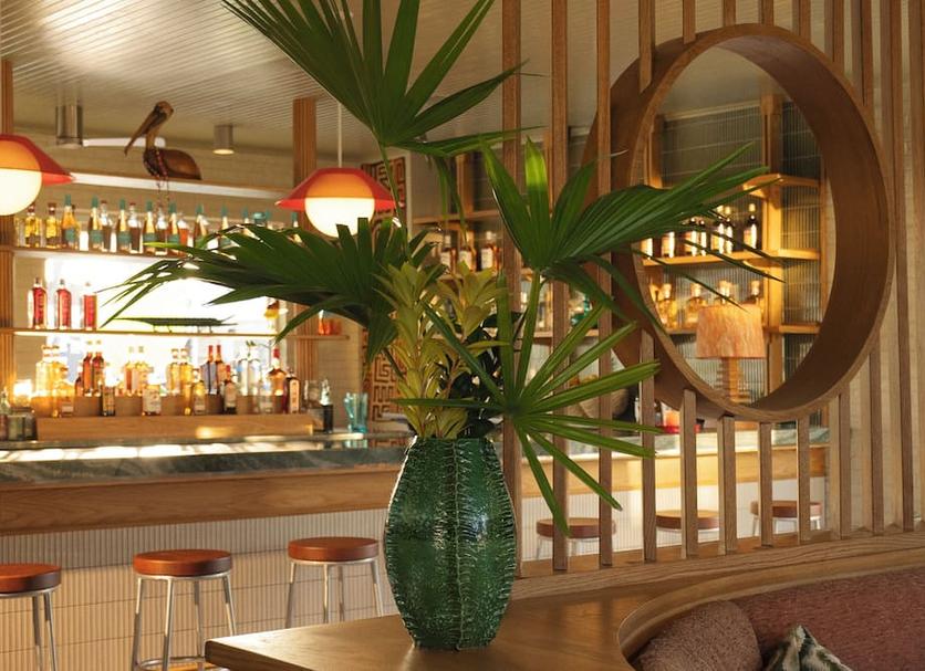 Bar Photo