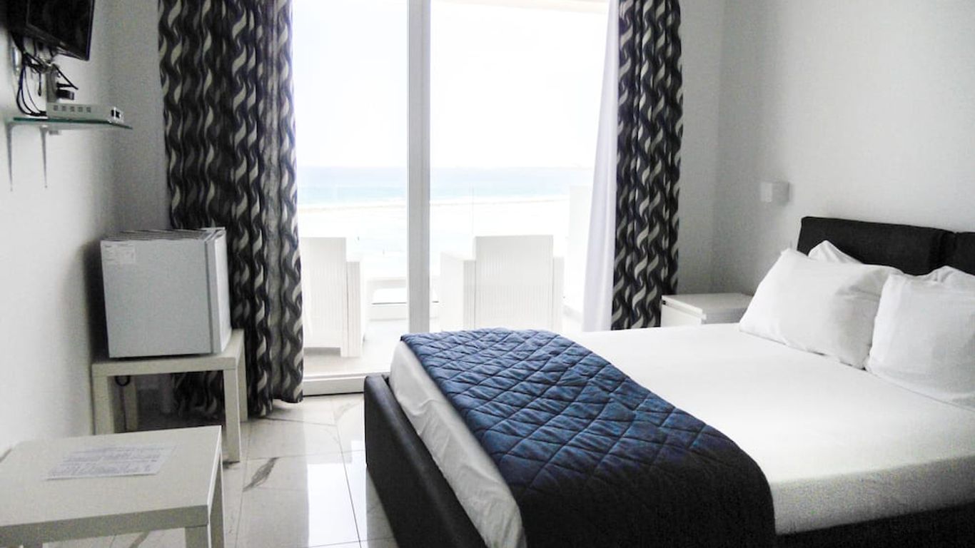 Boca Beach Residence Hotel