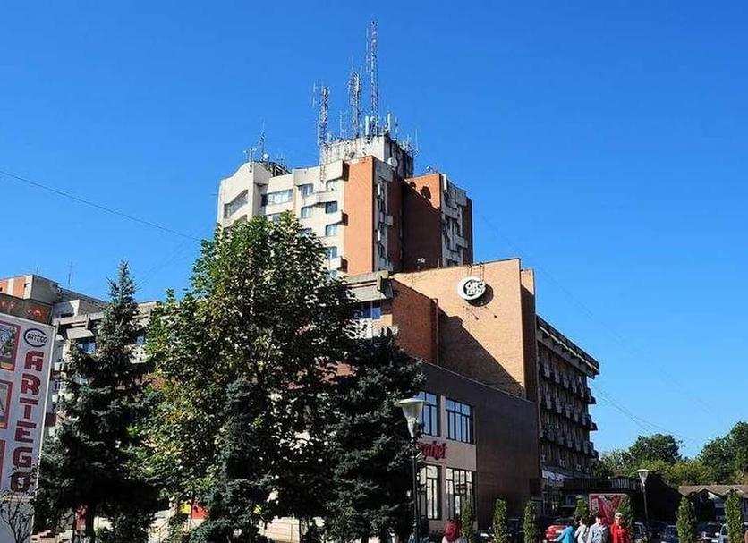 Building Photo