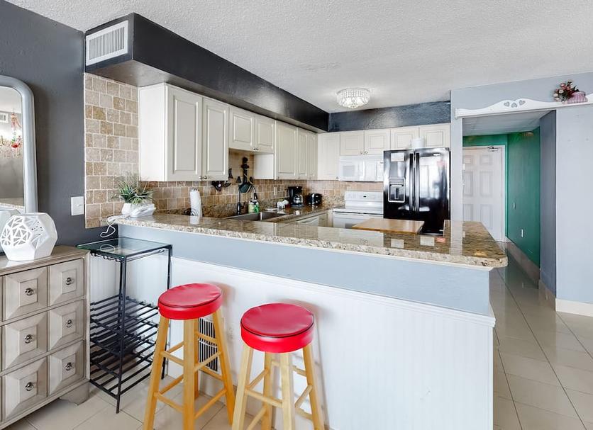 Kitchen Photo