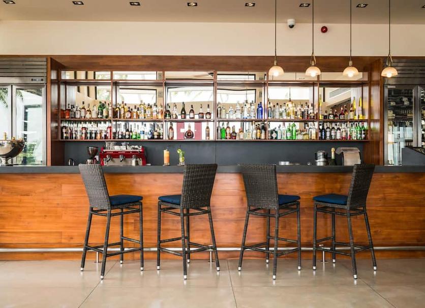 Bar Photo