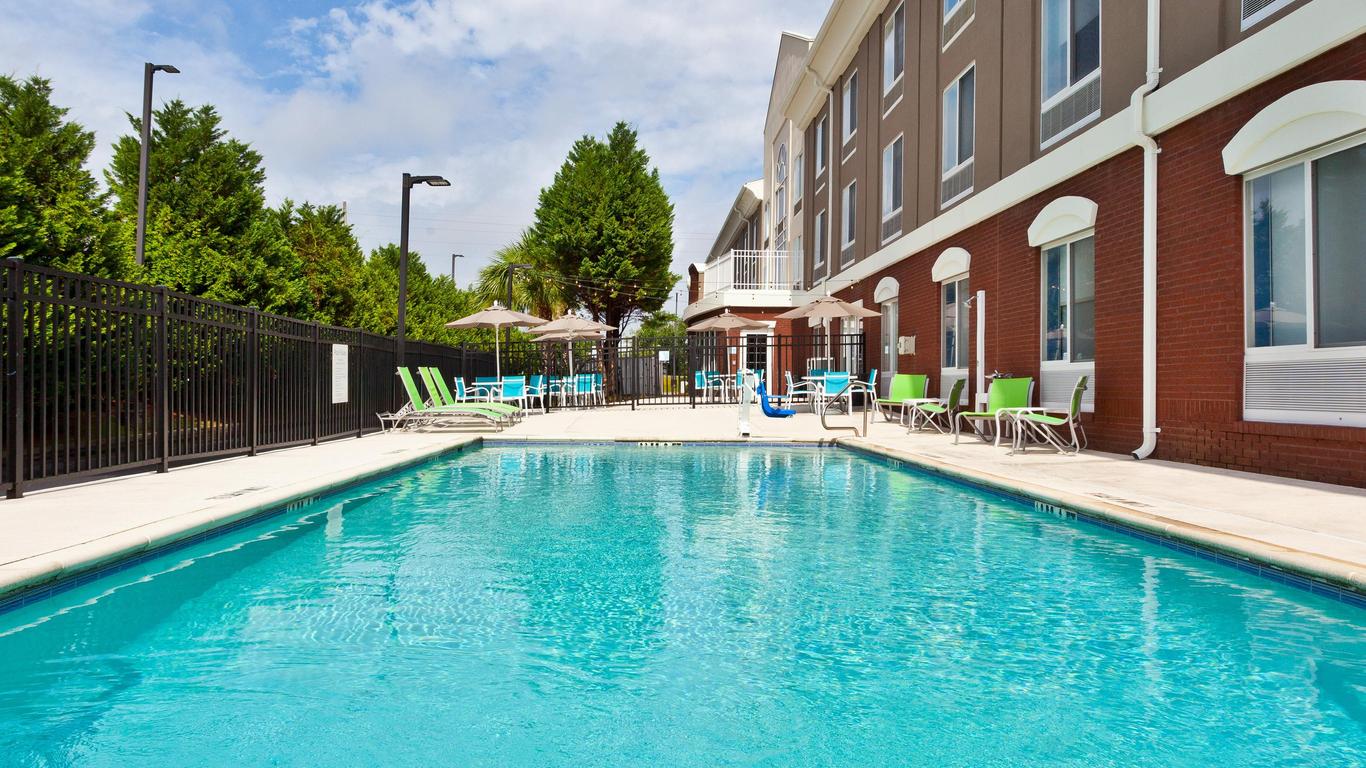 Holiday Inn Express Dothan North, An IHG Hotel