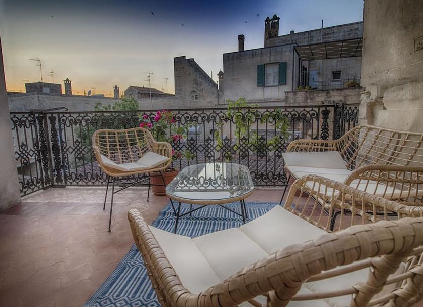 Balcony Photo
