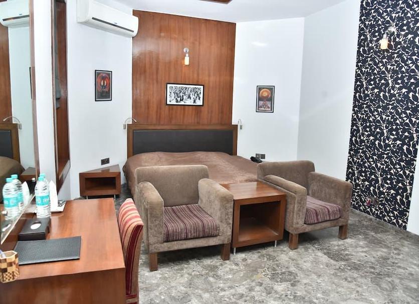 Bedroom Photo