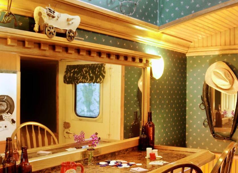 Dining room Photo