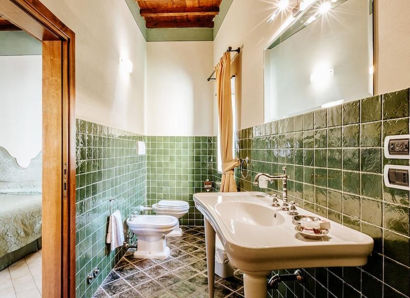 Bathroom Photo