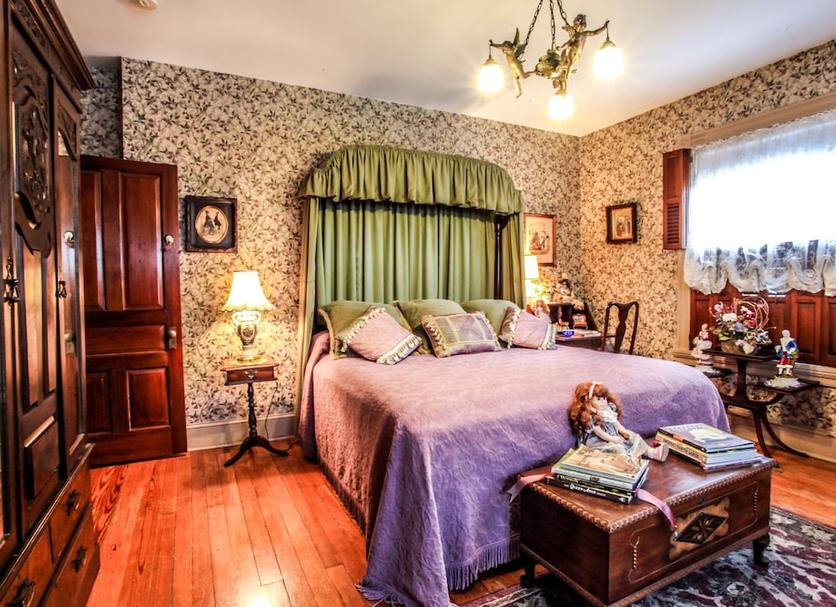 Bedroom Photo