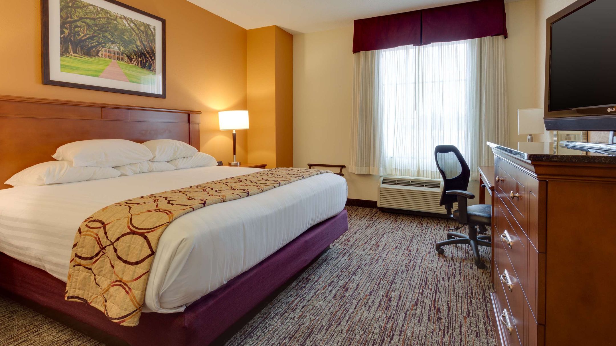 Drury Inn & Suites Baton Rouge from 85. Baton Rouge Hotel Deals & Reviews KAYAK