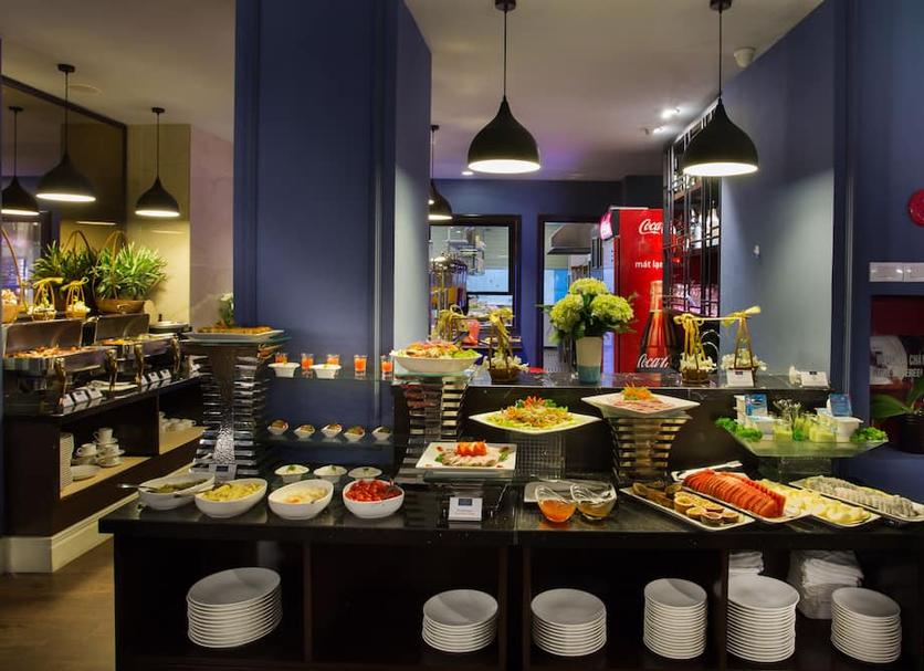 Buffet Photo