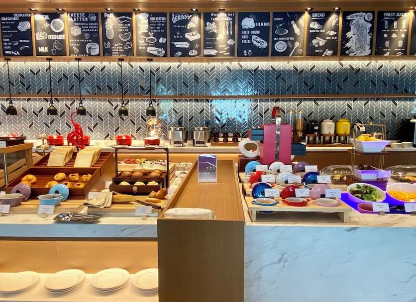 Buffet Photo