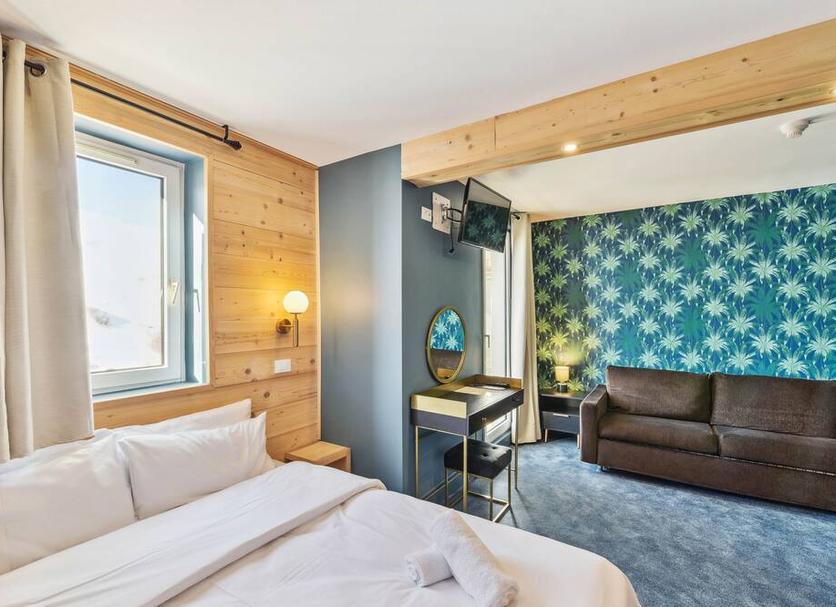 Bedroom Photo