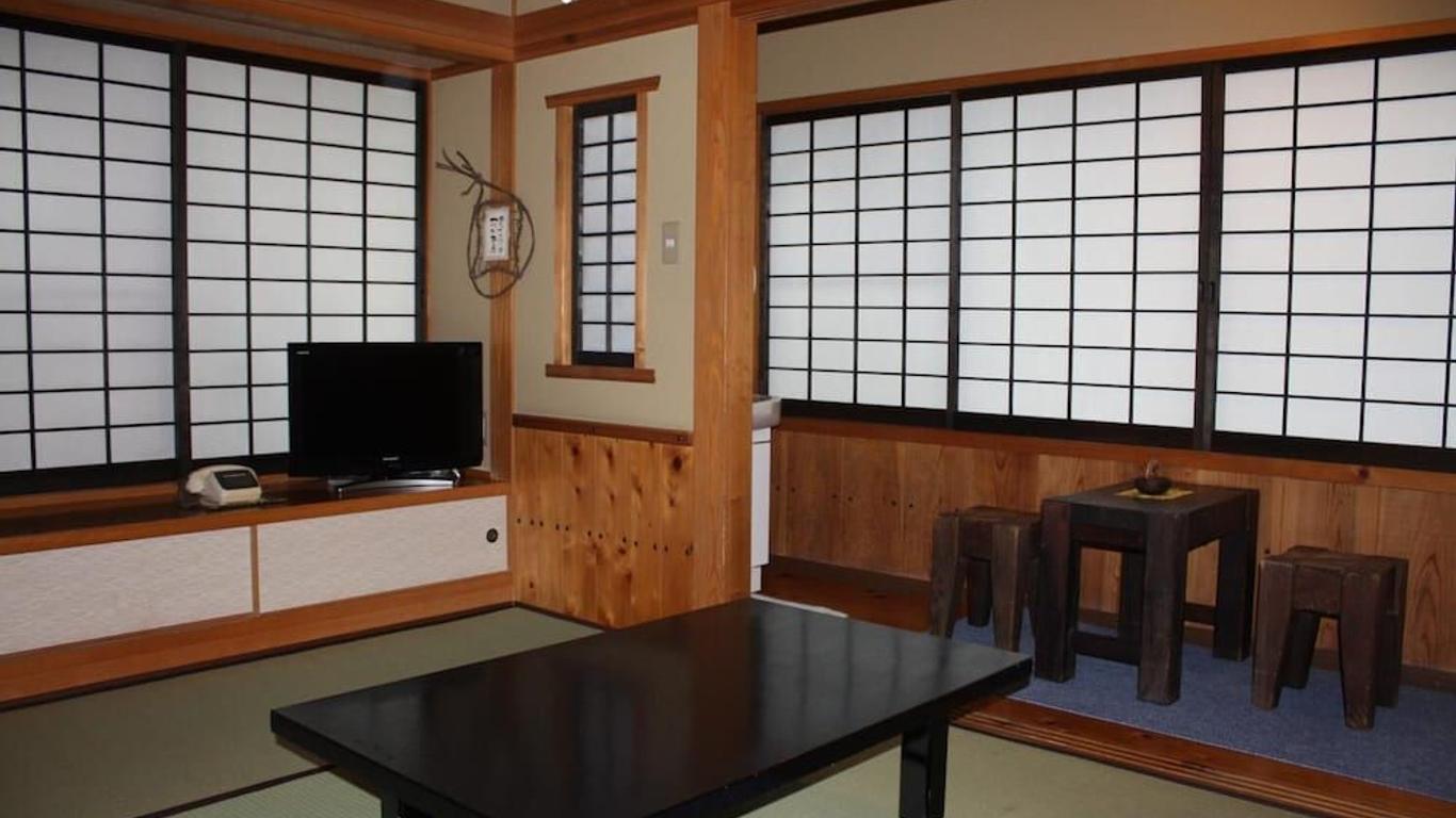Okuasono Yado Yamanami