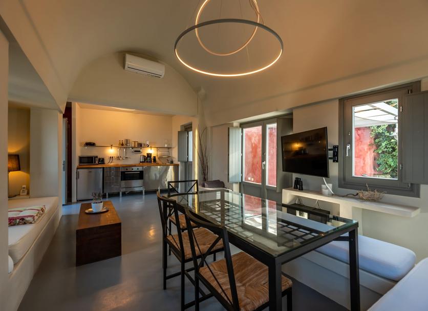 Dining room Photo
