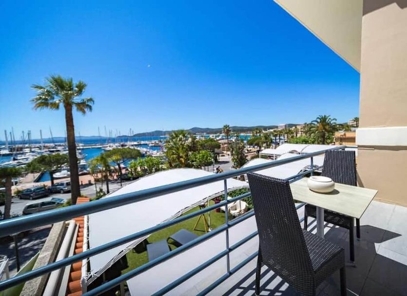 Le Rabelais in Bormes-les-Mimosas balcony with marina and sea view