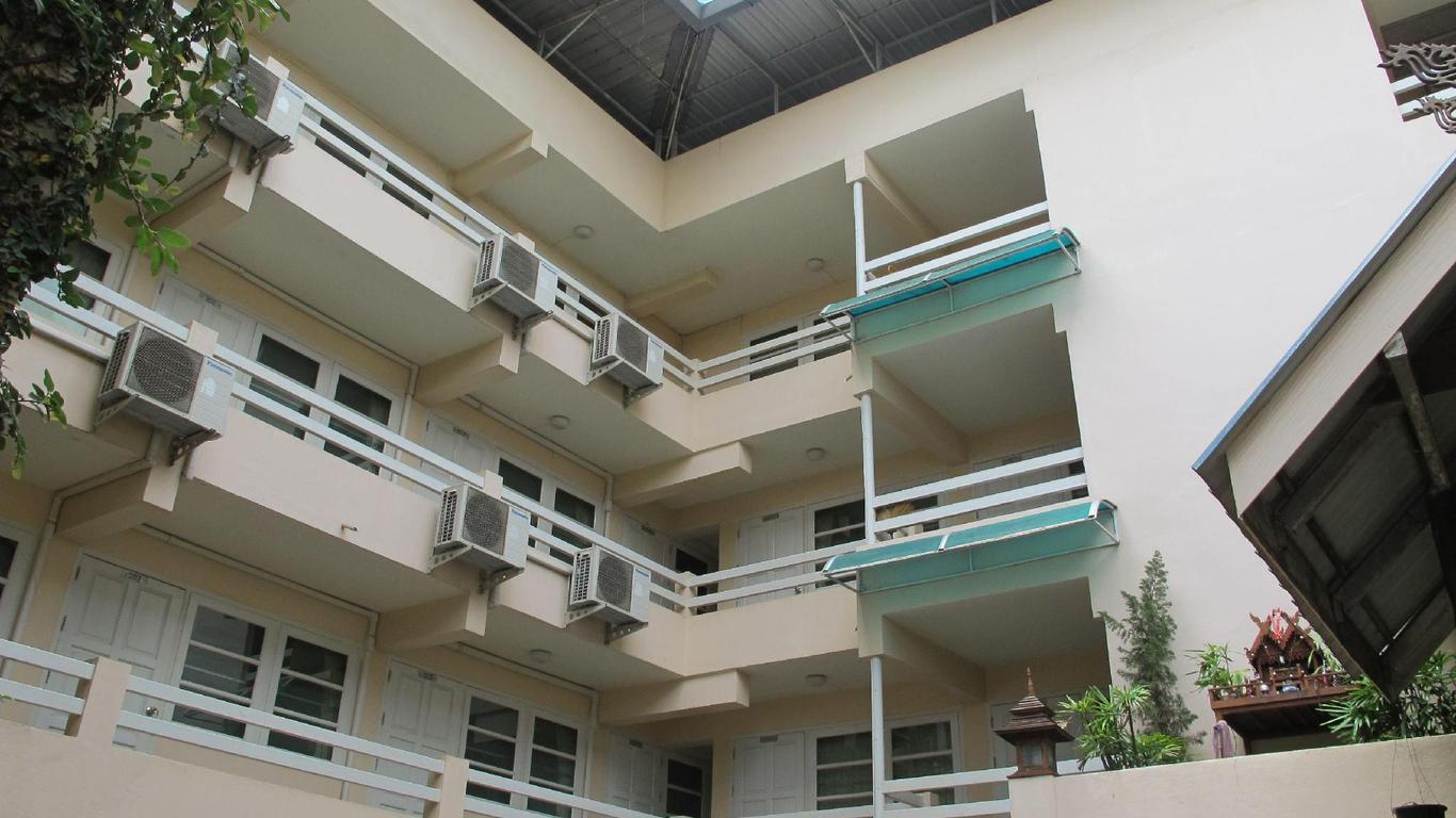 Jang Sripoom House