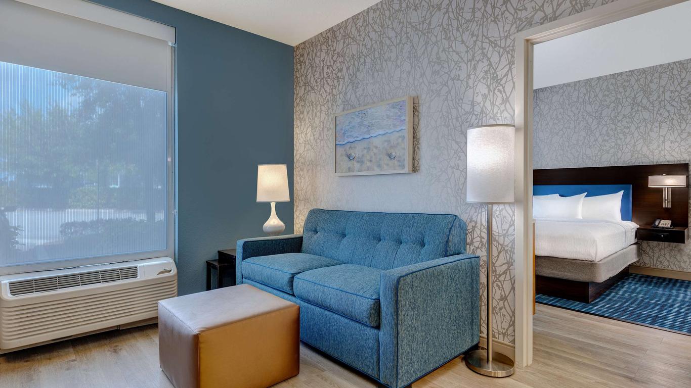 Does Home 2 Suites Have Free Breakfast? Unveil Amenities!