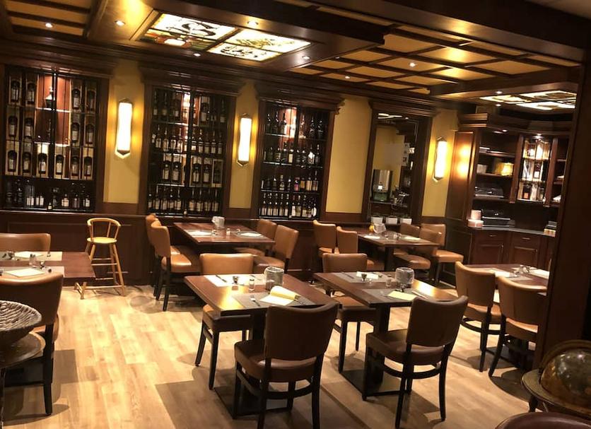Restaurant Photo