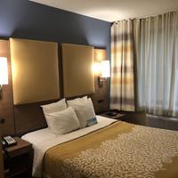 Days Inn by Wyndham Brooklyn