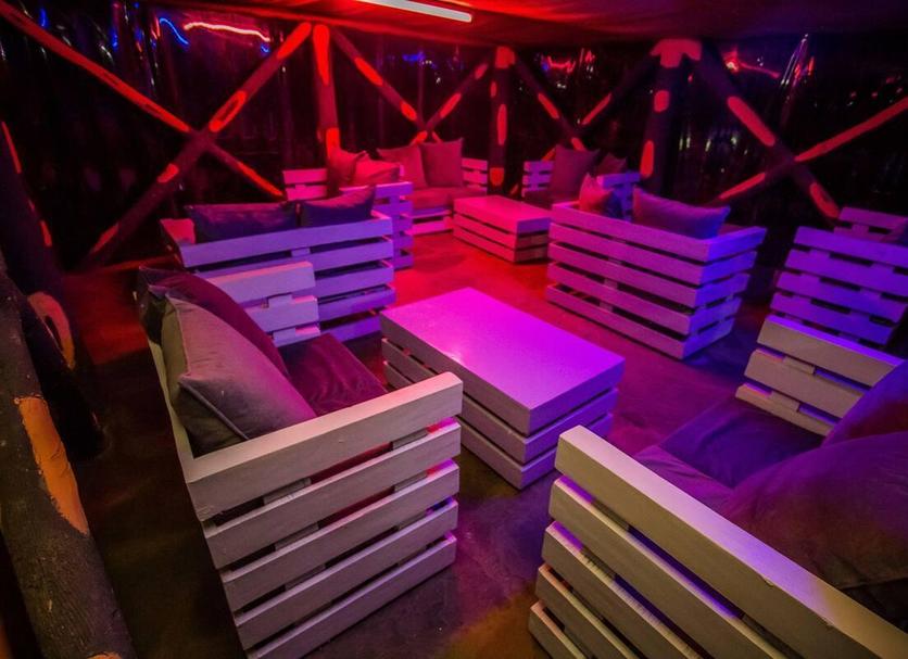 Bar Photo