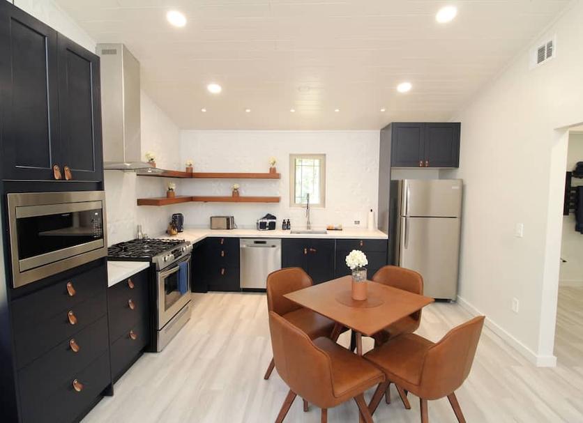 Kitchen Photo