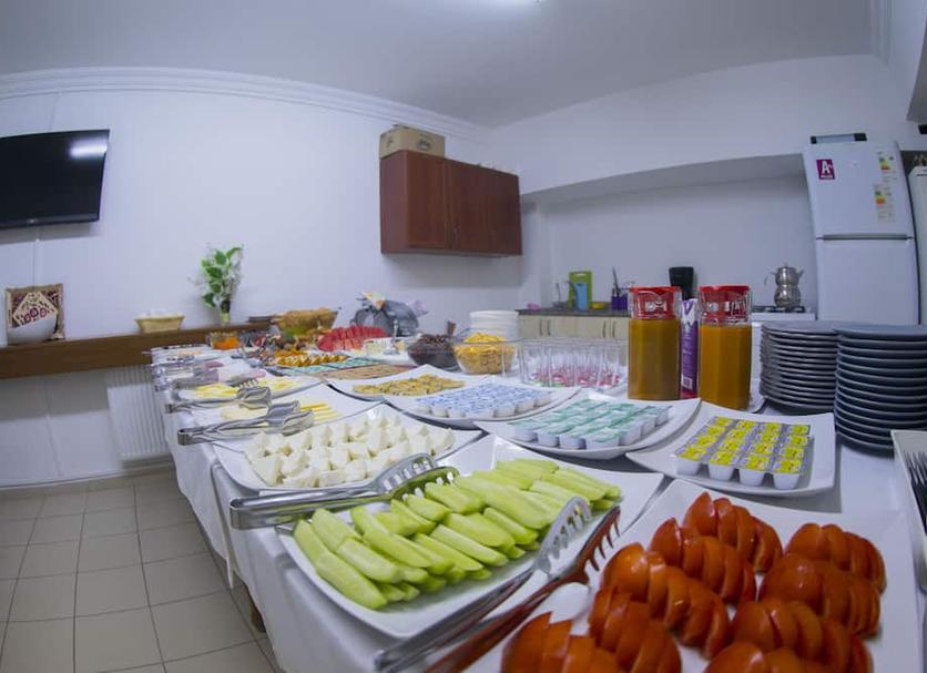 Buffet Photo