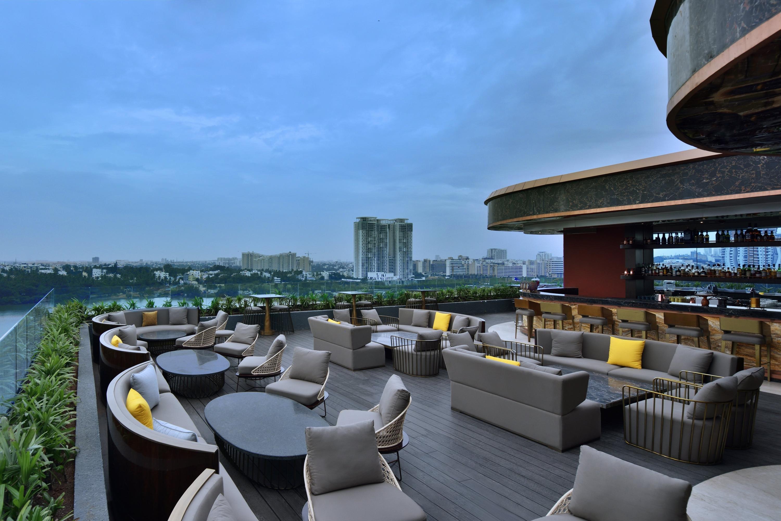 Courtyard by Marriott Bengaluru Hebbal Reviews, Deals & Photos 2024 -  Expedia.co.in
