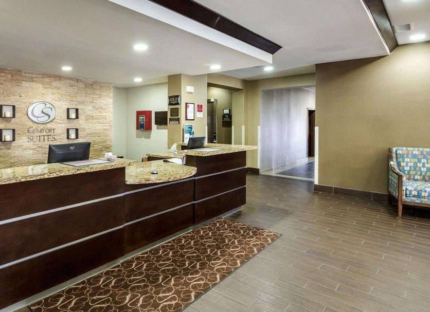 Front desk Photo