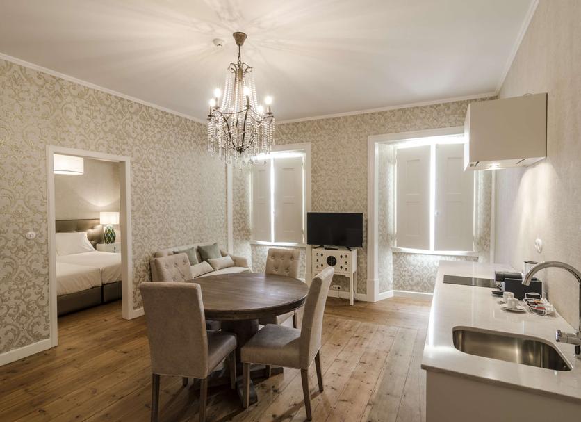 Dining room Photo