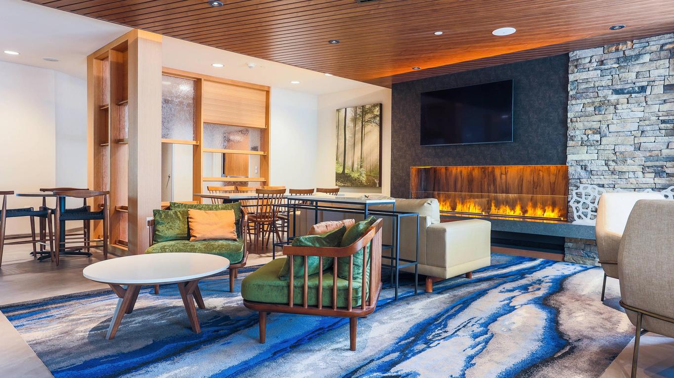 Fairfield Inn & Suites by Marriott Marquette