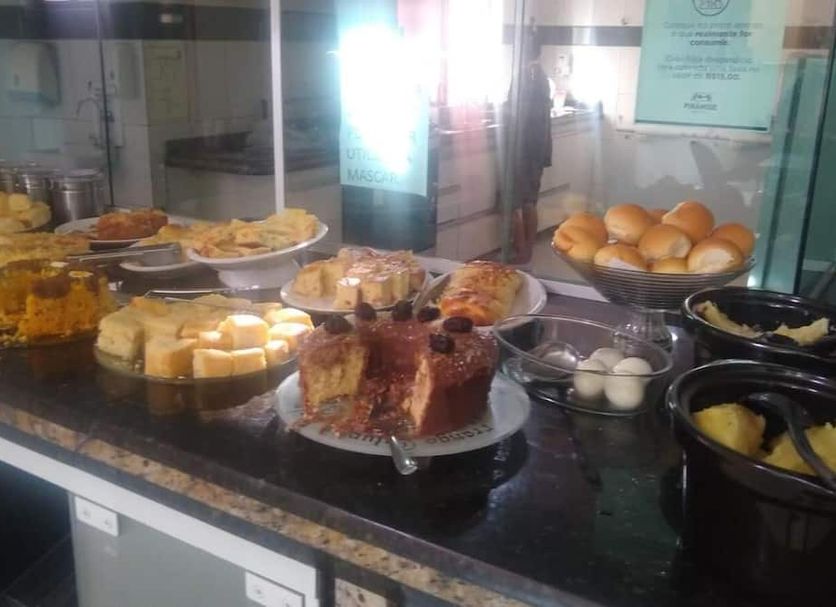 Hotel Piramide Pernambuco, Salvador breakfast buffet with pastries, bread rolls, cakes and fruit