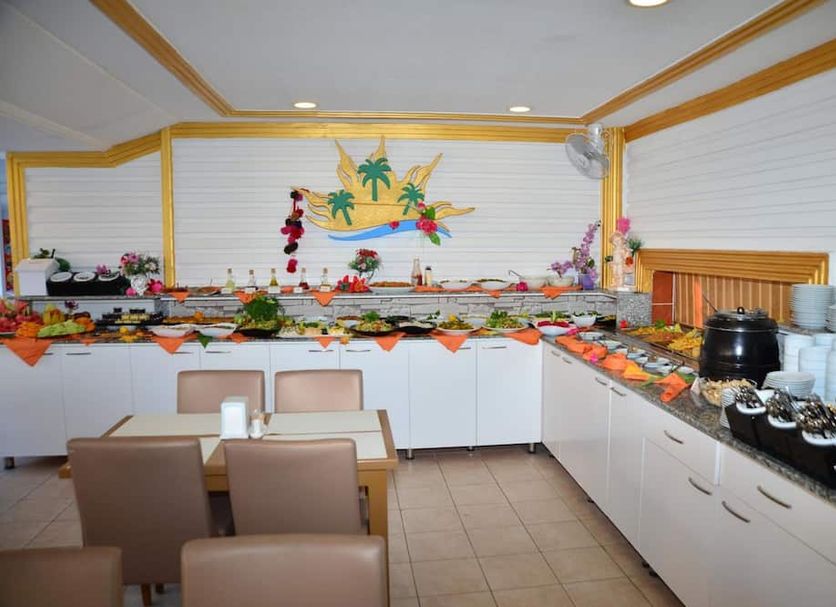 Buffet Photo