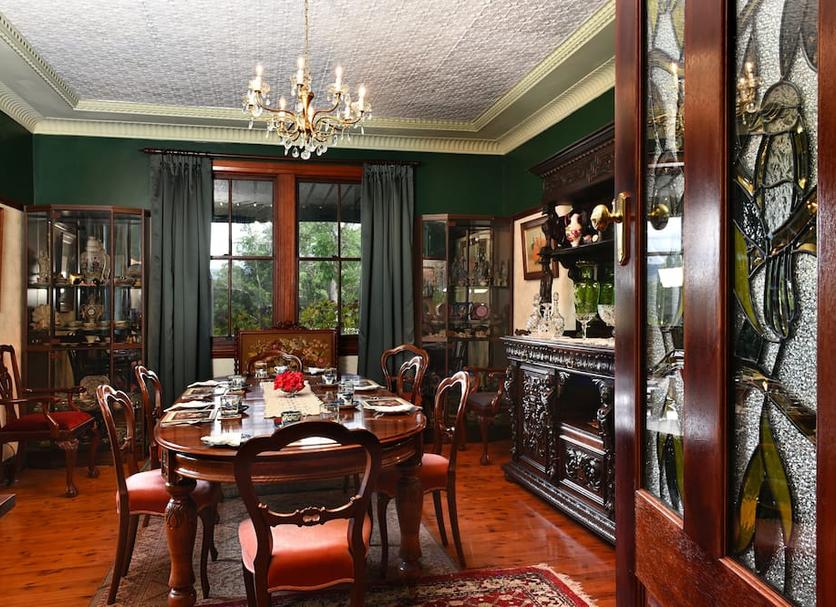 Dining room Photo