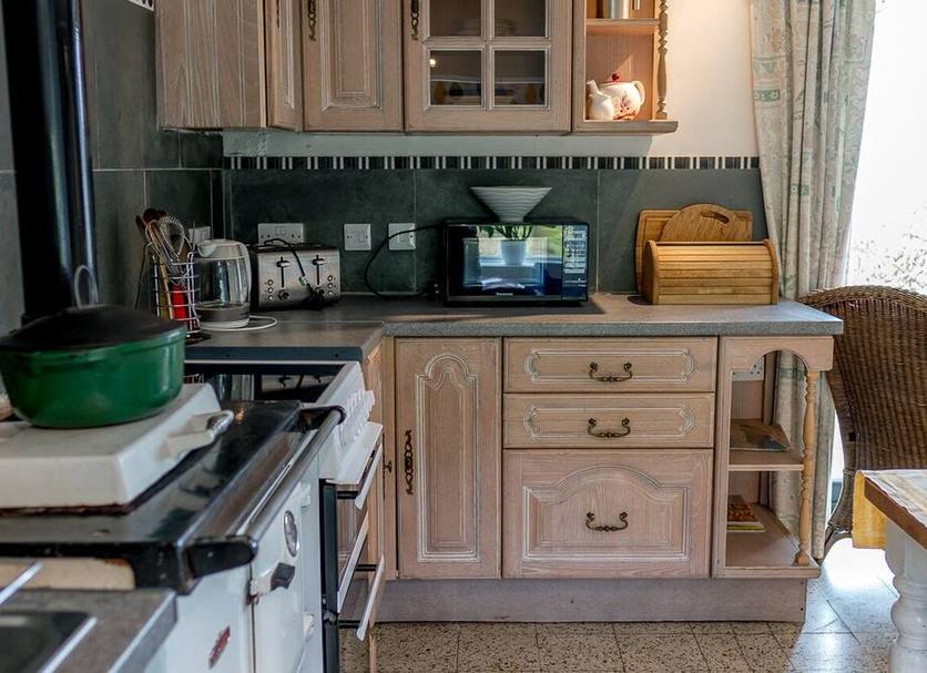 Kitchen Photo