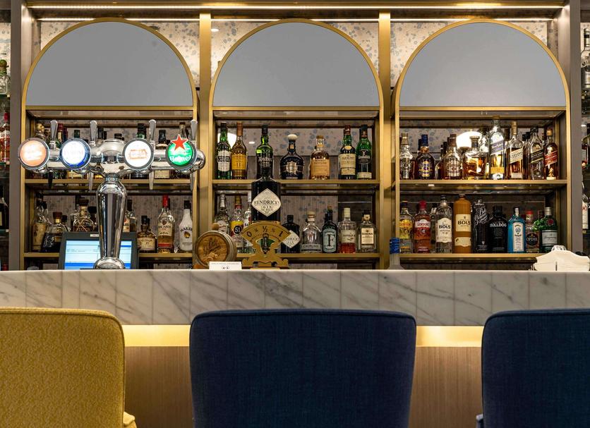 Bar Photo