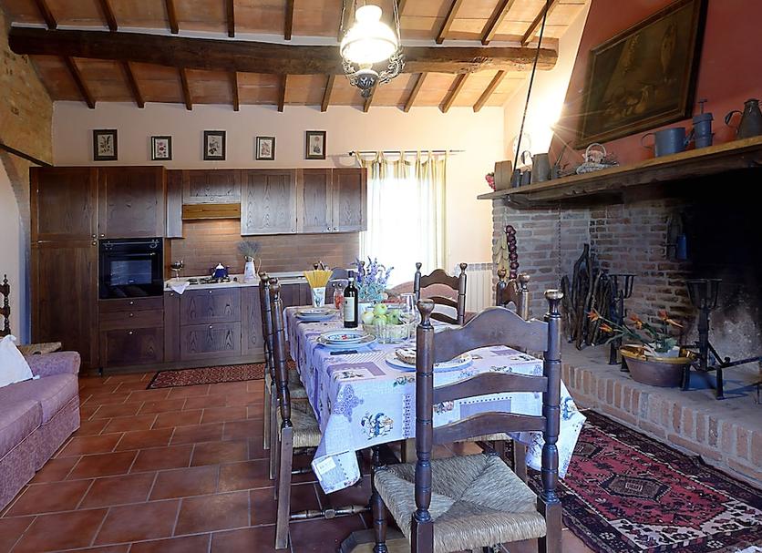 Dining room Photo