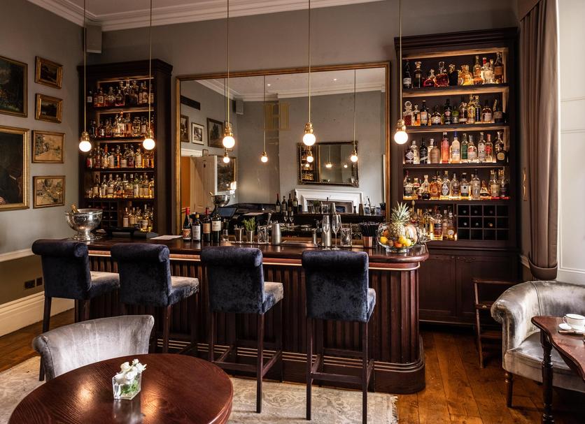 Bar Photo