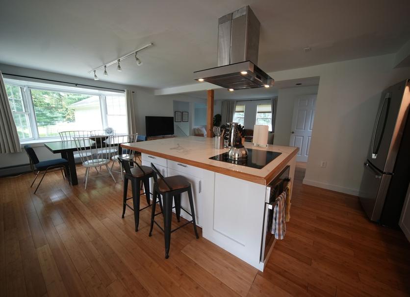 Kitchen Photo
