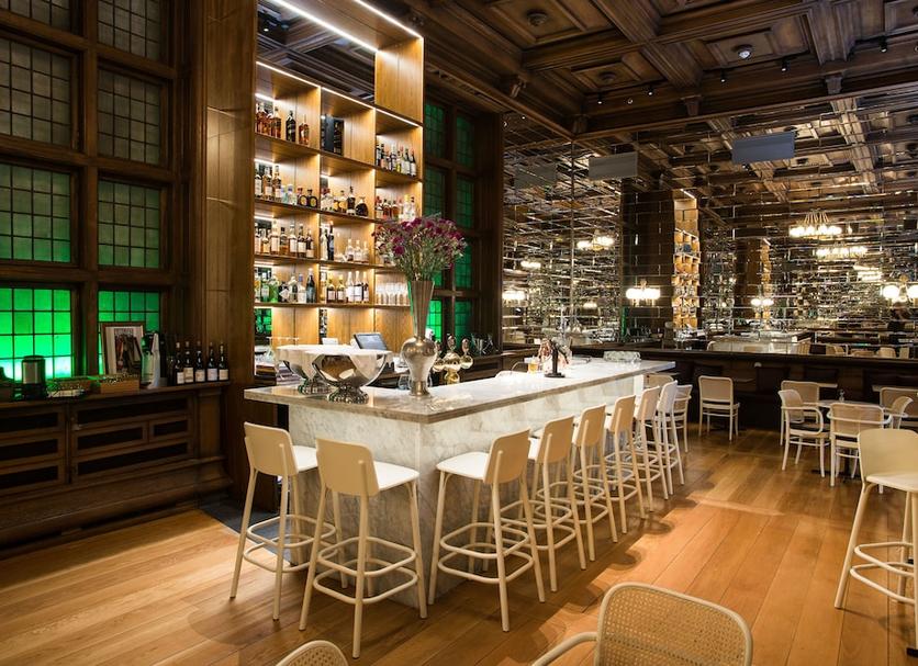 Bar Photo