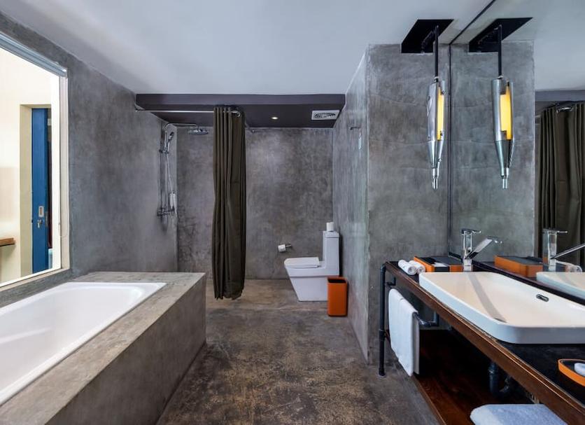 Bathroom Photo
