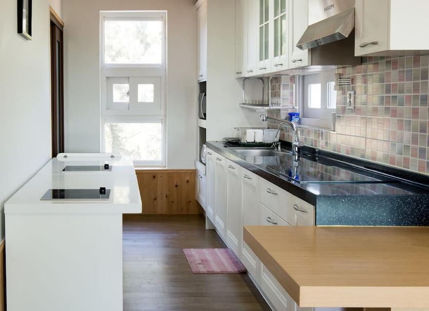 Kitchen Photo