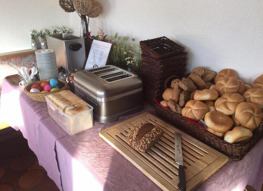 Buffet Photo