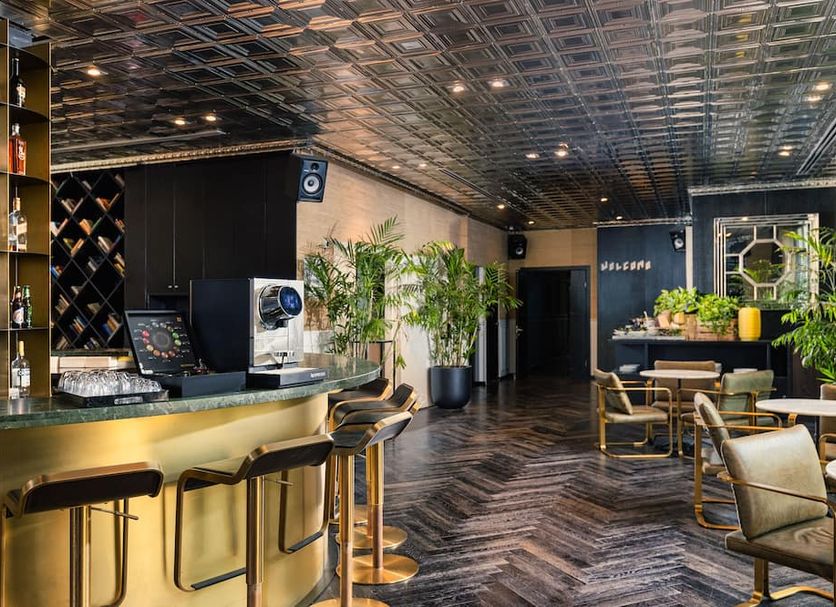 Bar Photo