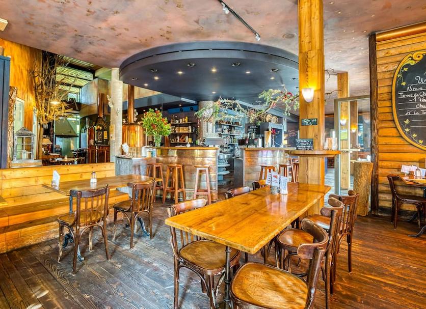 Bar Photo