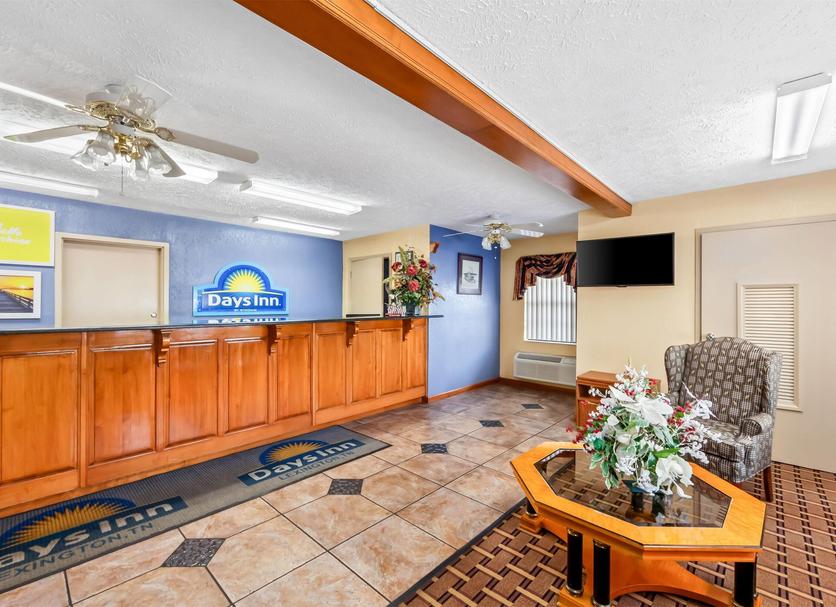 Front desk Photo