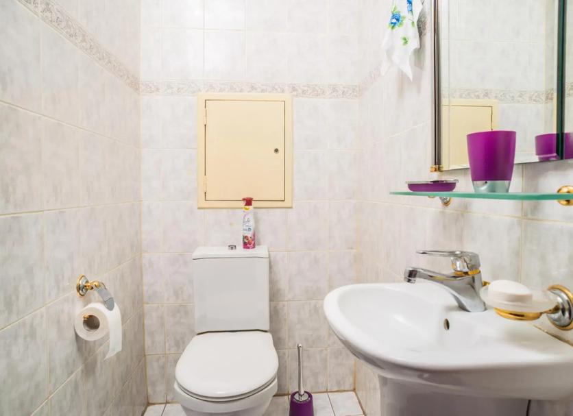 Bathroom Photo