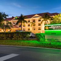 La Quinta Inn & Suites by Wyndham Bonita Springs Naples N.