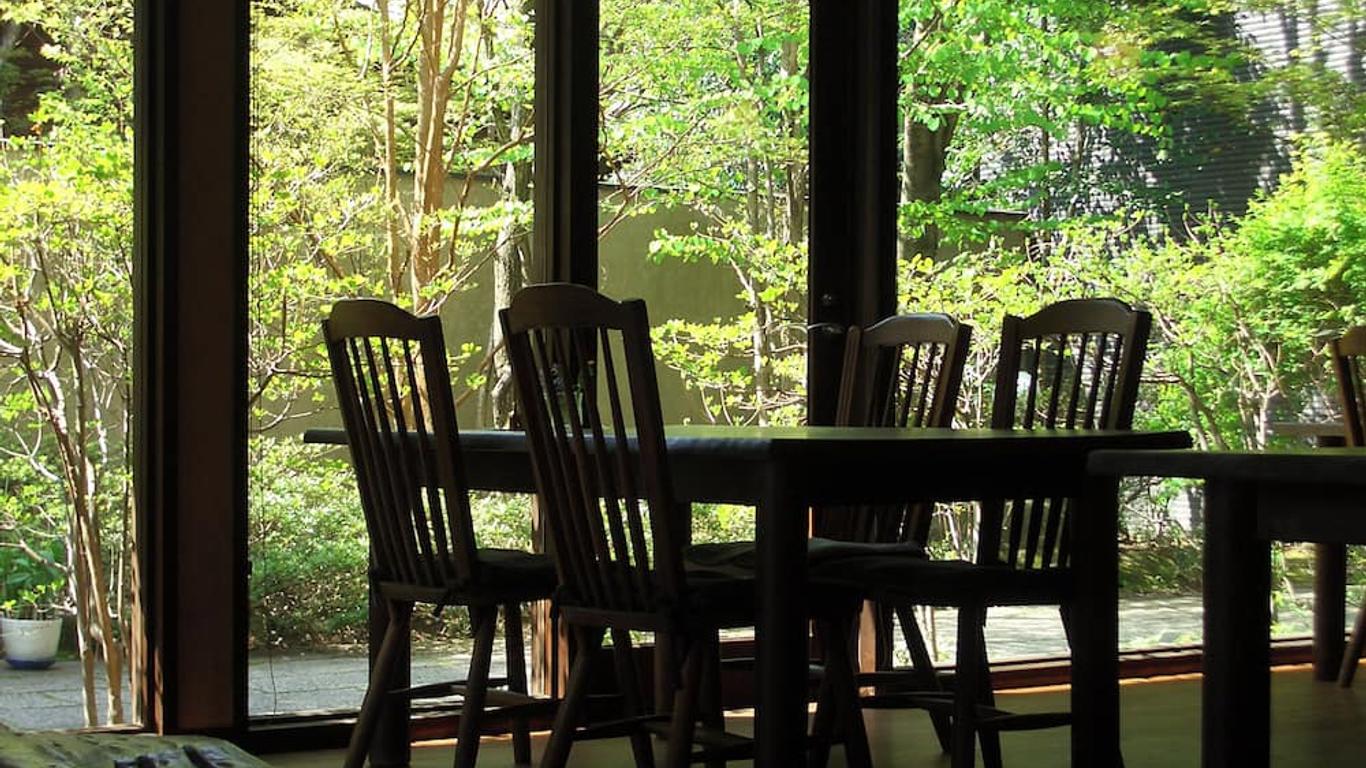 Yufuin Onsen Ryokan Hananomai