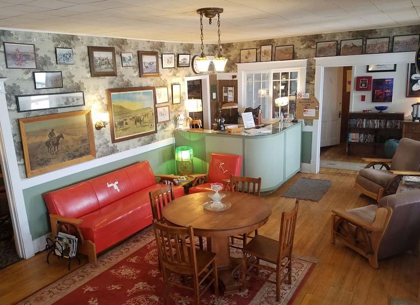 Dining room Photo