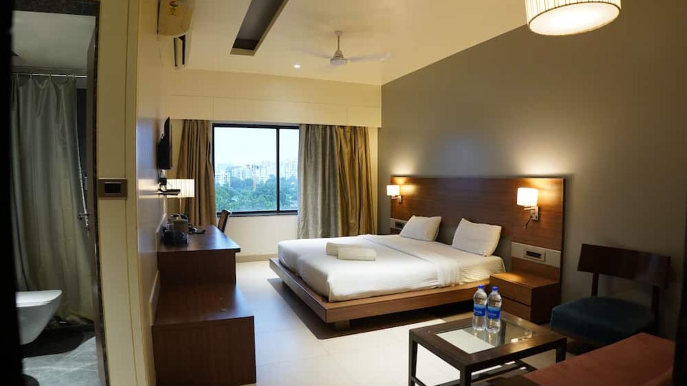 Fabhotel Sadanand Hinjewadi Baner