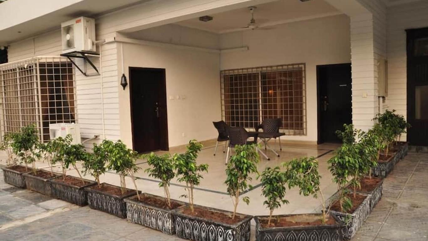 Reina Boutique Hotel - G6